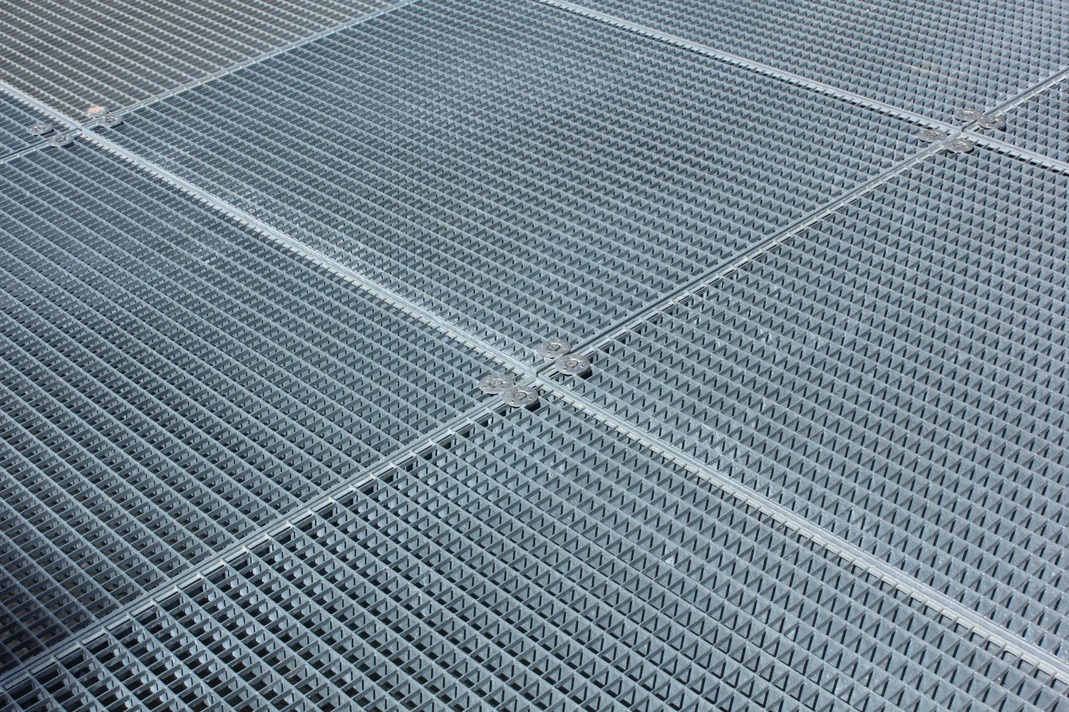 Grille caillebotis Cesson-Sevigné